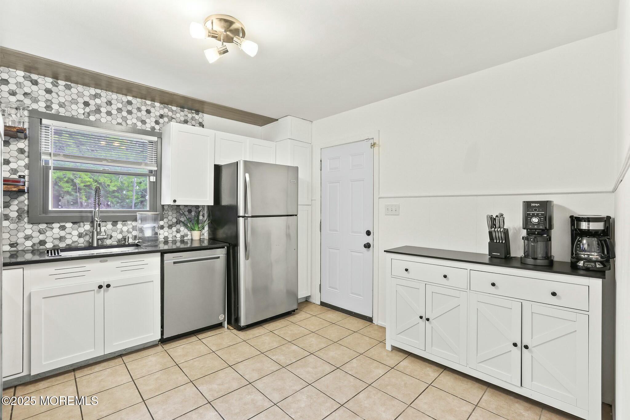 88 Oak Hill Road Red Bank NJ 07701
