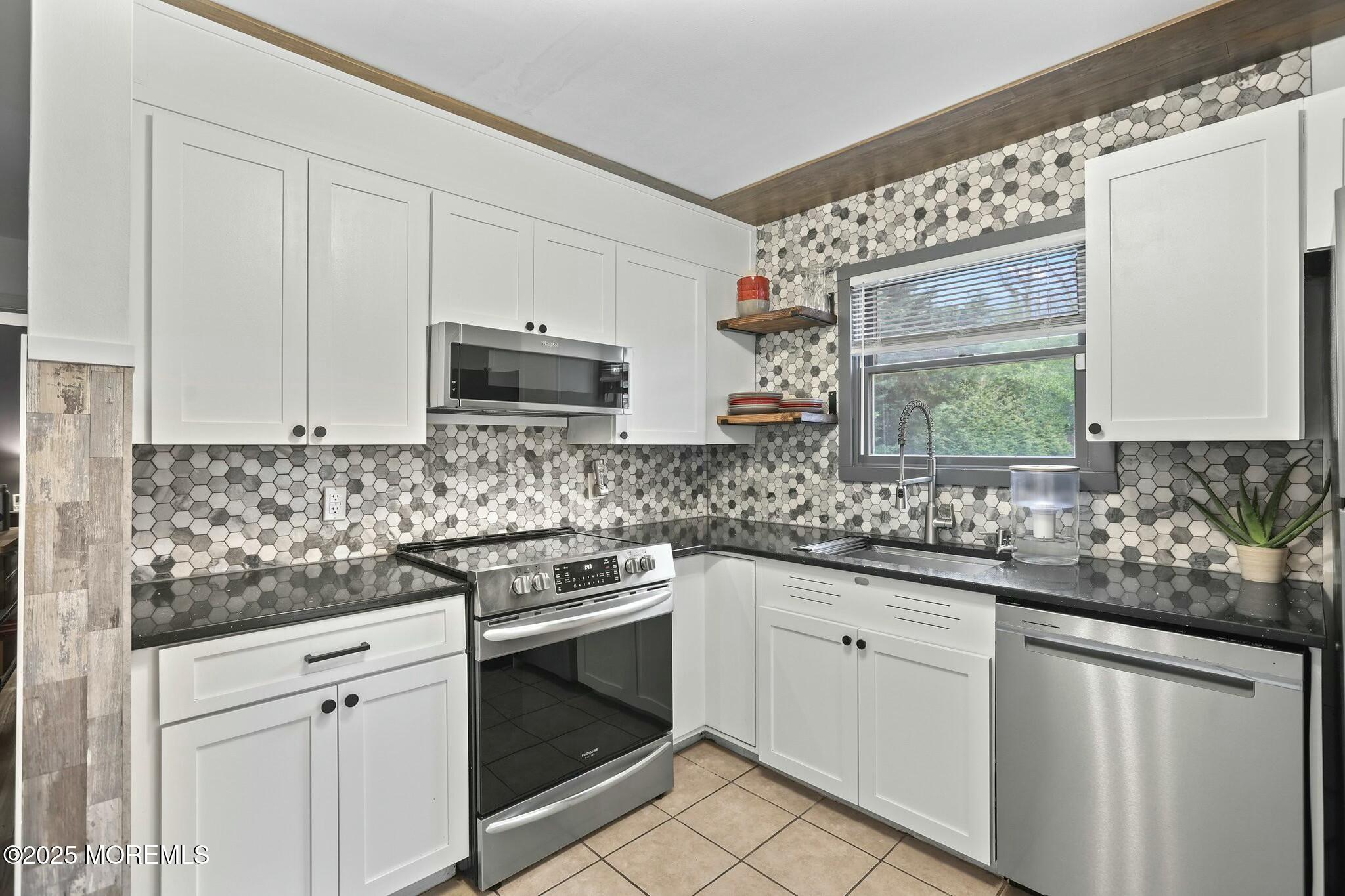 88 Oak Hill Road Red Bank NJ 07701