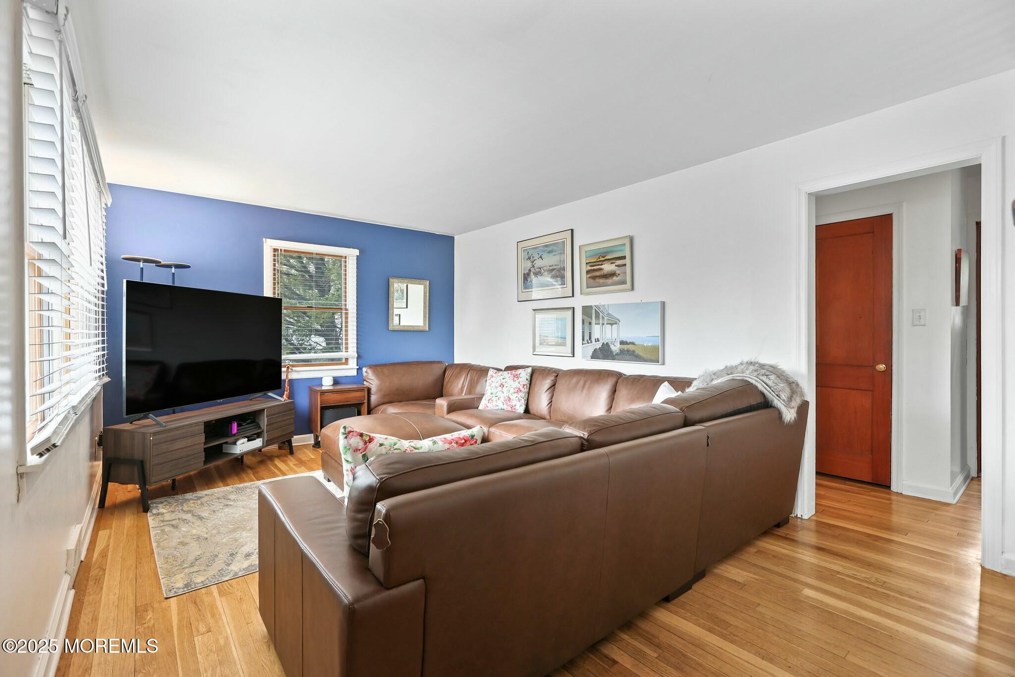 88 Oak Hill Road Red Bank NJ 07701