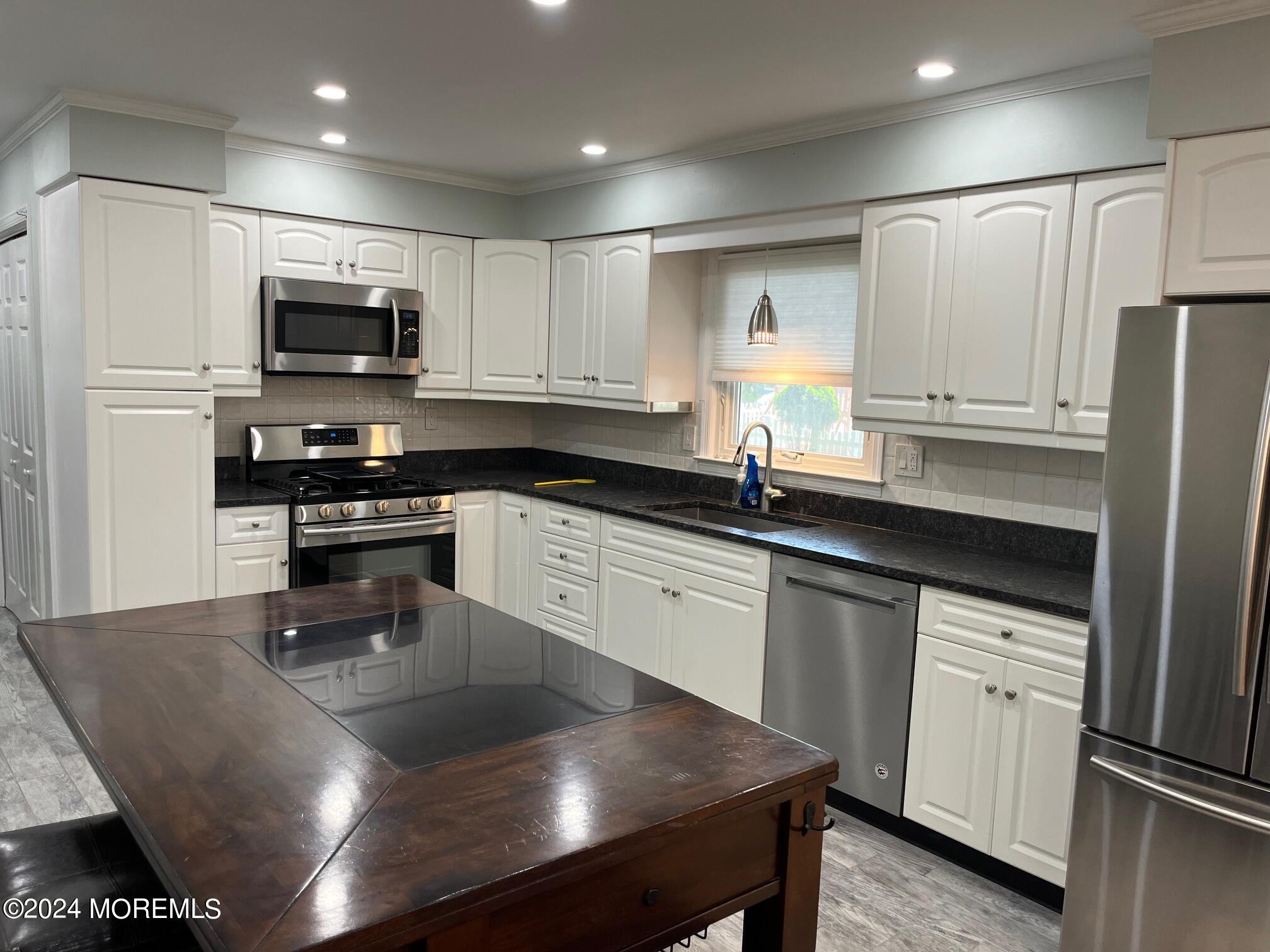 106 Pear Street Oakhurst NJ 07755