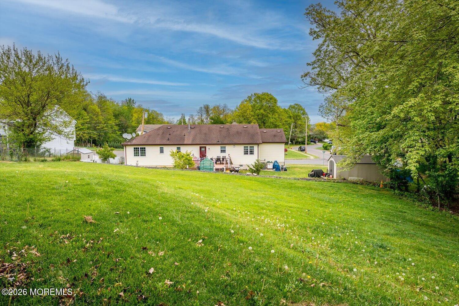15 Alexander Court South River NJ 08882