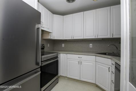 5B Auburn Court Red Bank NJ 07701
