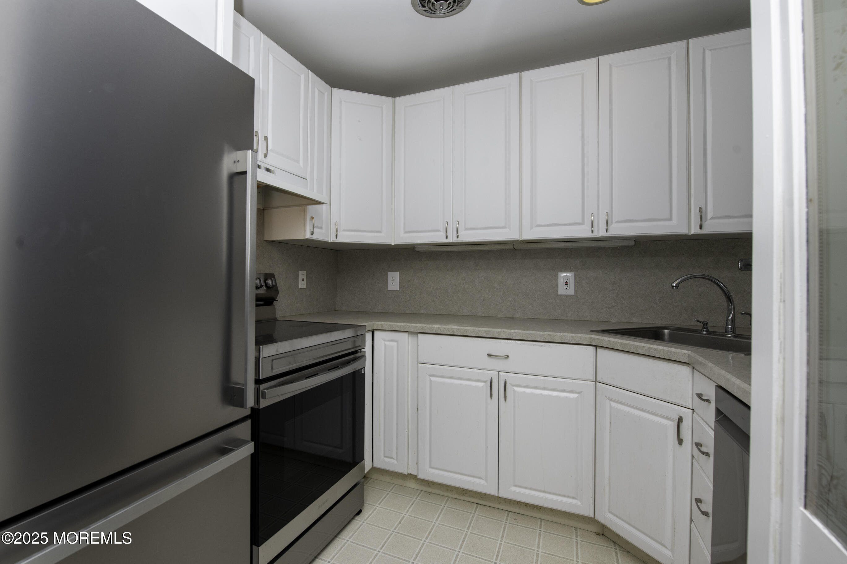 5B Auburn Court Red Bank NJ 07701