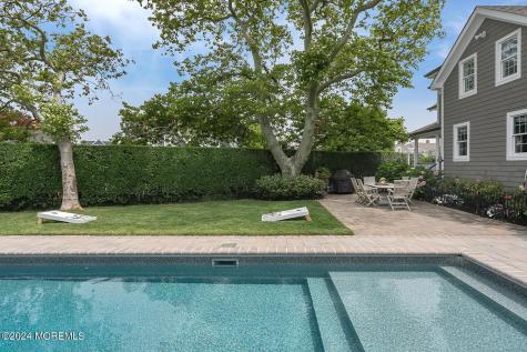 208 Neptune Place Sea Girt NJ 08750