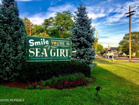 208 Neptune Place Sea Girt NJ 08750
