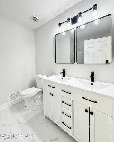 1 Whitemarsh Drive Manalapan NJ 07726