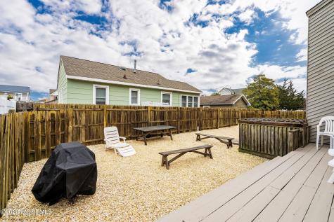 21 Brown Avenue Lavallette NJ 08735