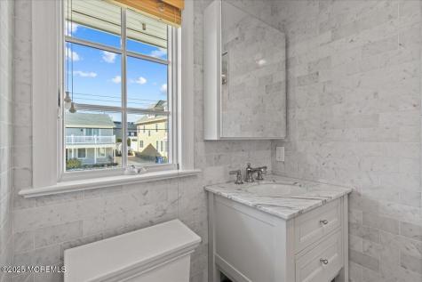 262 Sunset Lane Mantoloking NJ 08738