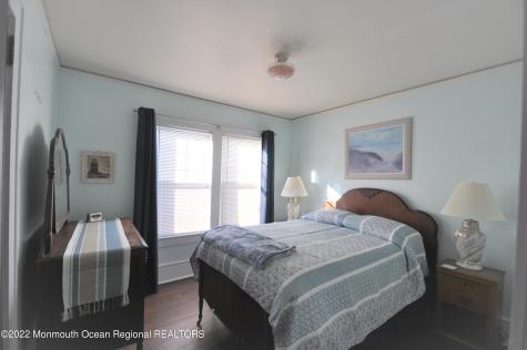 329 Washington Avenue Avon-by-the-sea NJ 07717