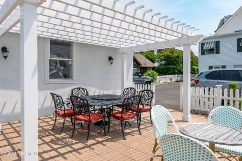 512 Main Avenue Bay Head NJ 08742