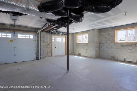 912 Ocean Avenue Mantoloking NJ 08738