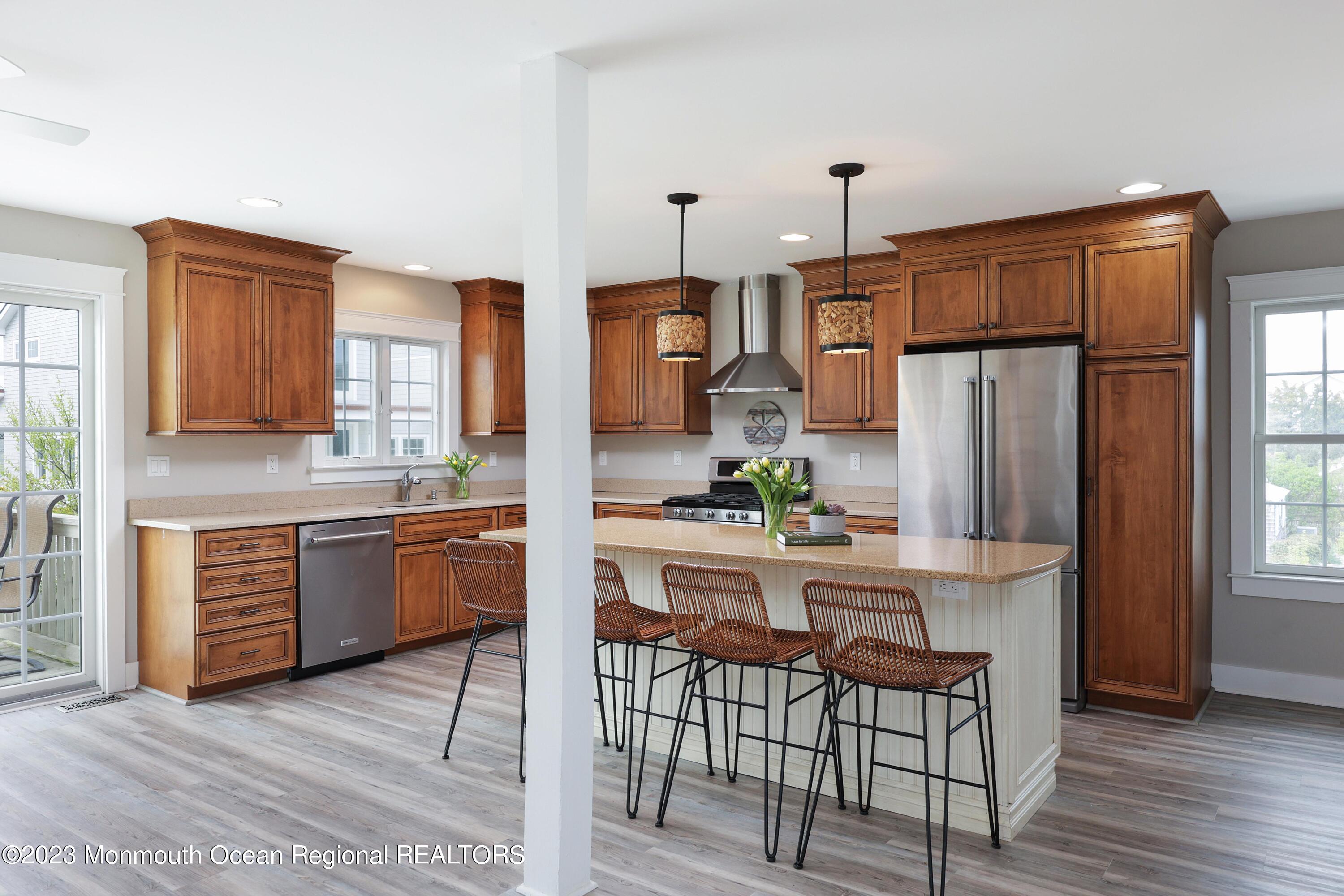 912 Ocean Avenue Mantoloking NJ 08738