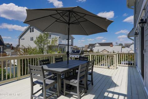 912 Ocean Avenue Mantoloking NJ 08738
