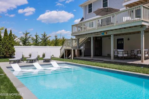 912 Ocean Avenue Mantoloking NJ 08738