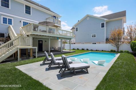 912 Ocean Avenue Mantoloking NJ 08738