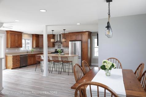 912 Ocean Avenue Mantoloking NJ 08738