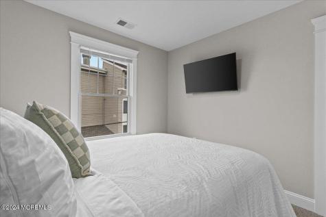 14 Elder Street Mantoloking NJ 08738