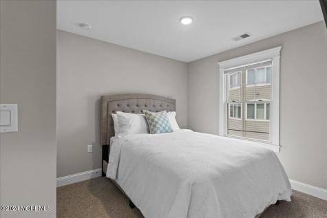 14 Elder Street Mantoloking NJ 08738