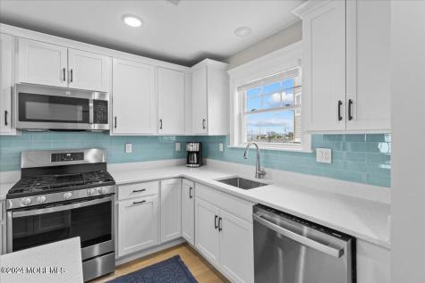 14 Elder Street Mantoloking NJ 08738