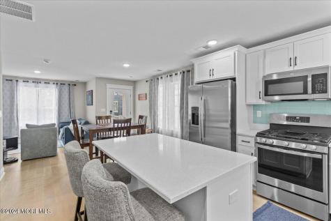 14 Elder Street Mantoloking NJ 08738