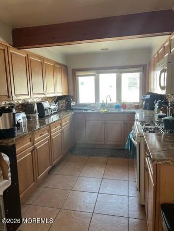 319 Roosevelt Avenue Oakhurst NJ 07755