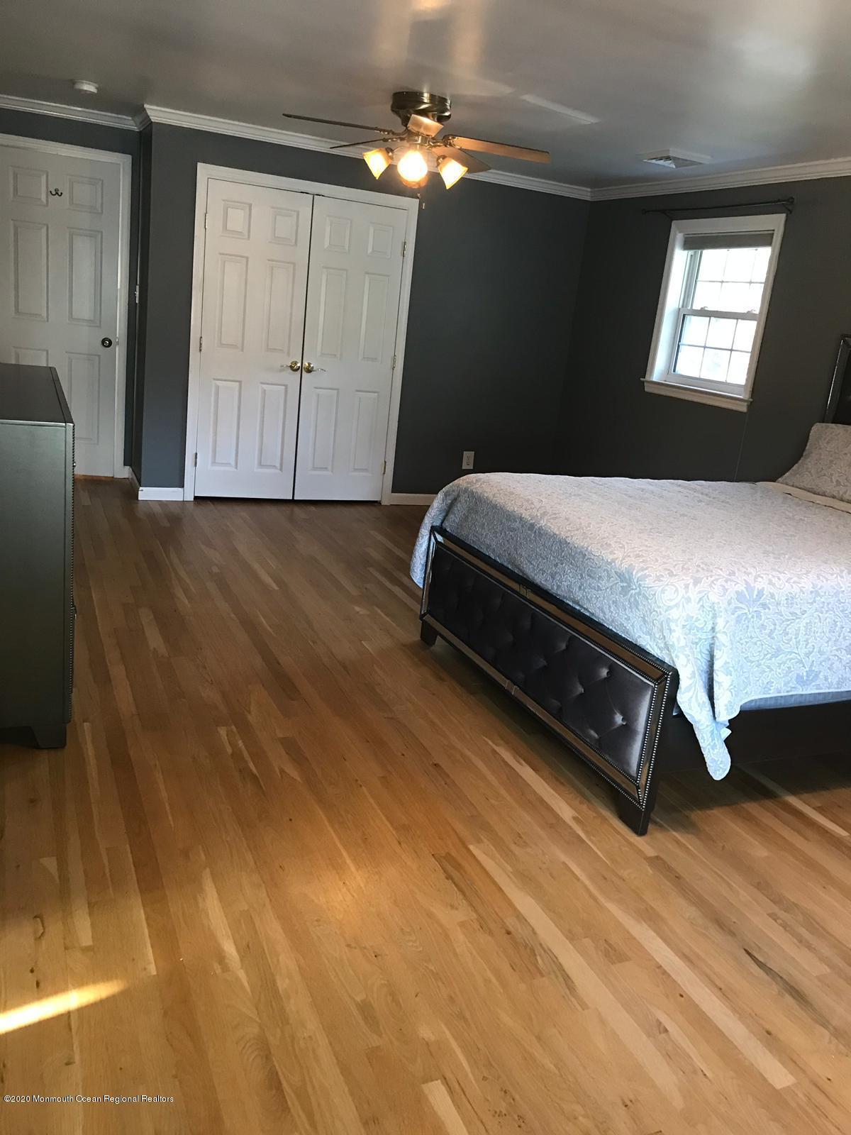 24 Barbara Lane Oakhurst NJ 07755