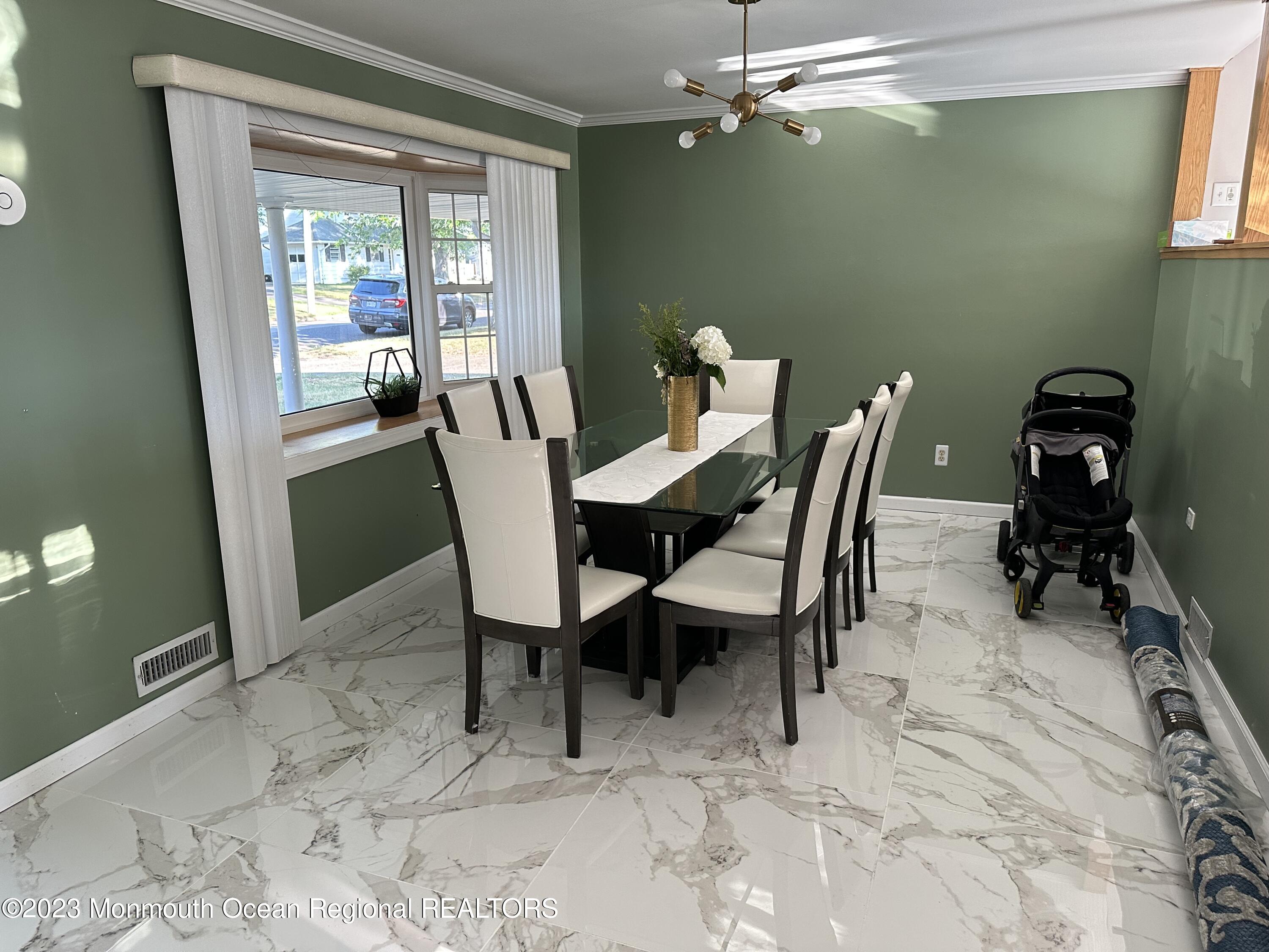 24 Barbara Lane Oakhurst NJ 07755