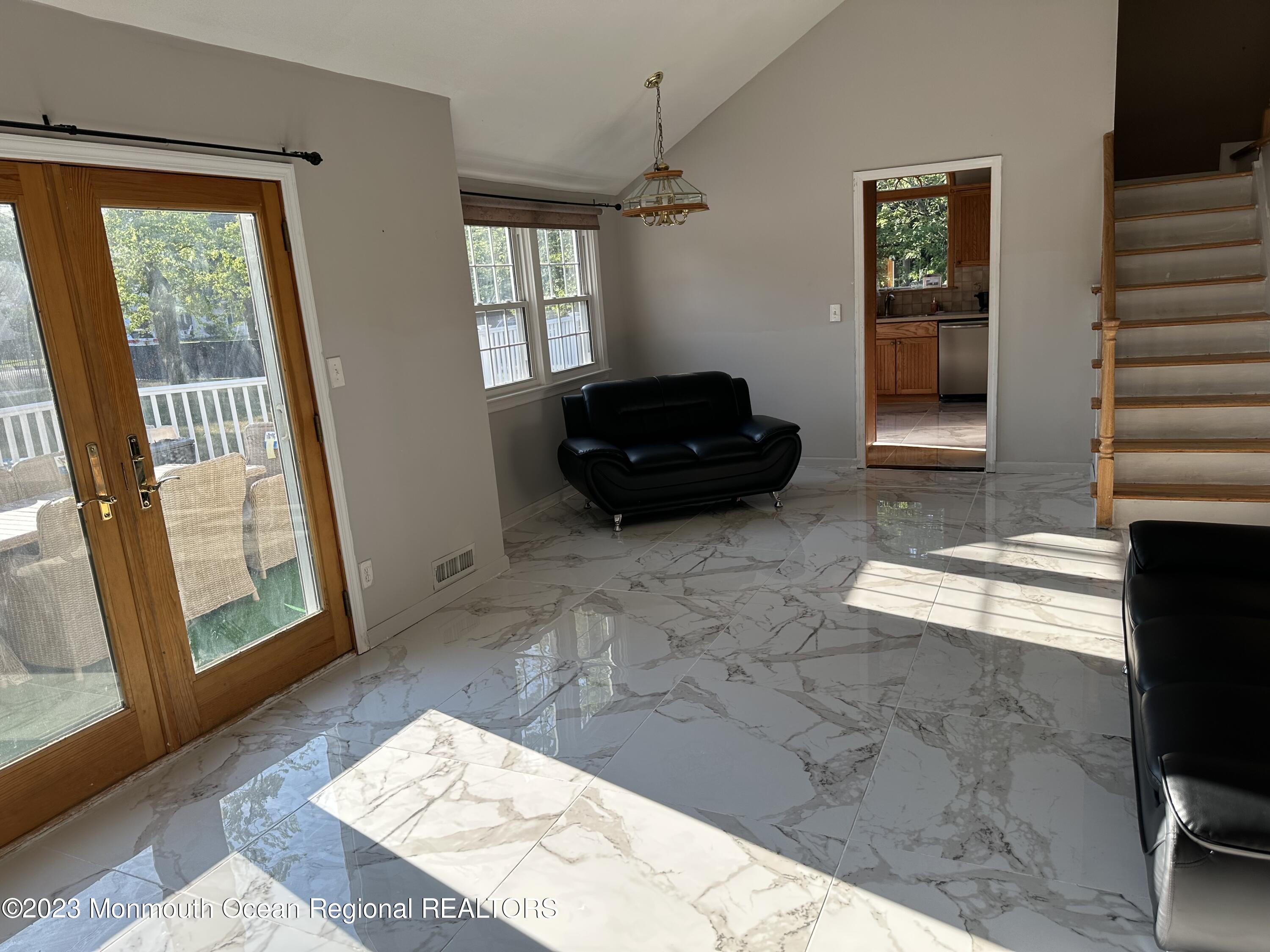 24 Barbara Lane Oakhurst NJ 07755