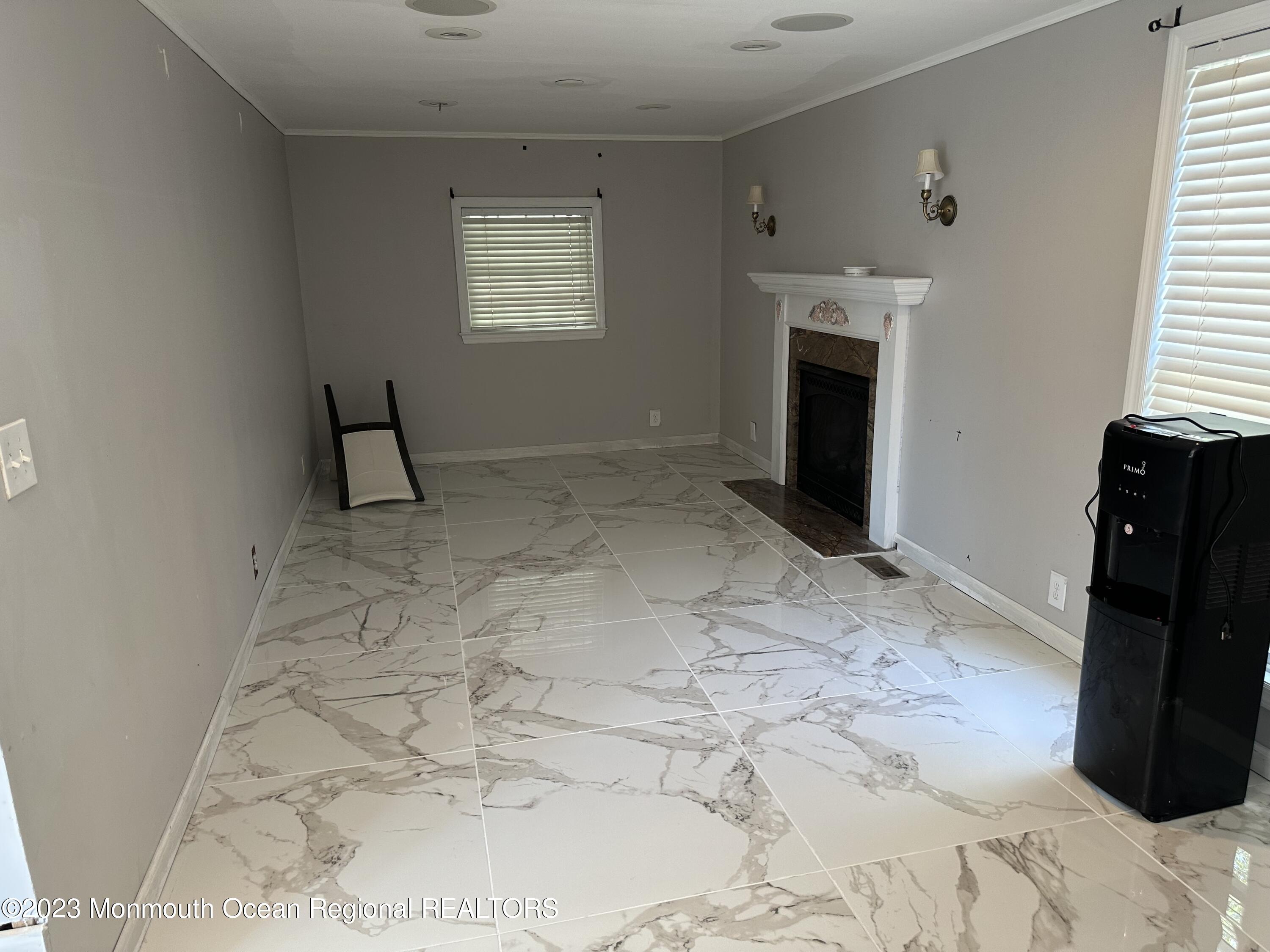 24 Barbara Lane Oakhurst NJ 07755
