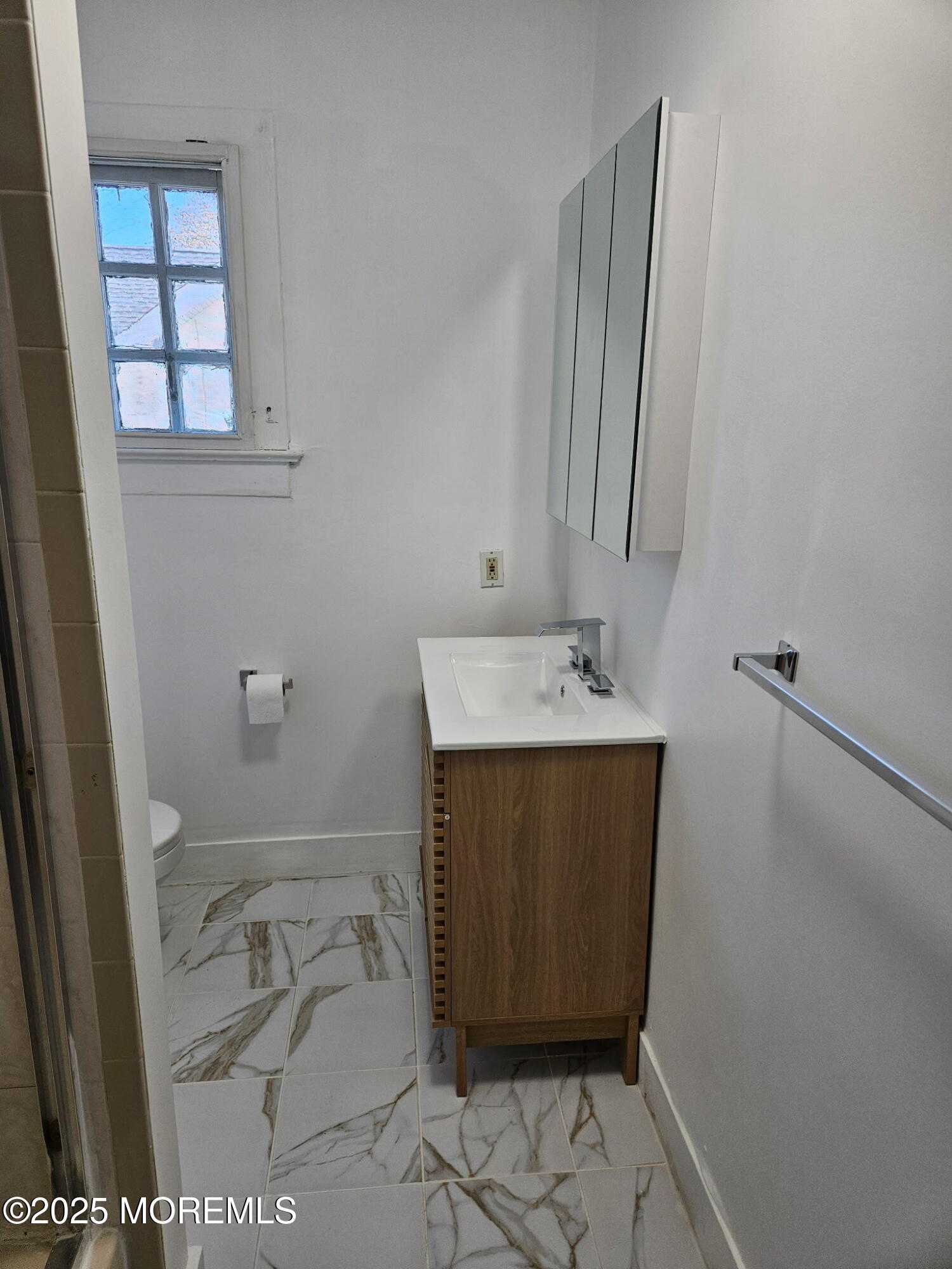 17 Lakeview Road Deal NJ 07723