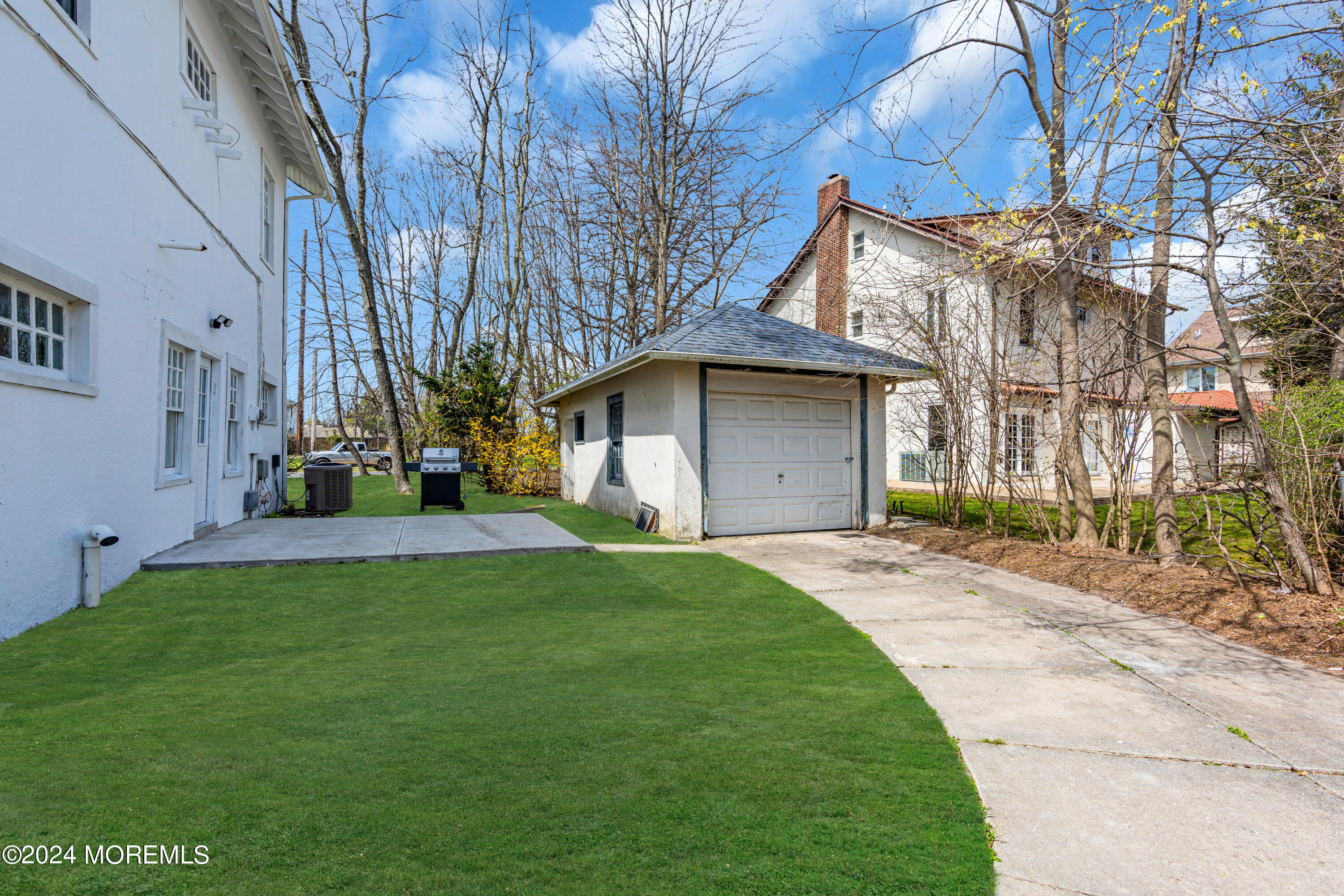 17 Lakeview Road Deal NJ 07723