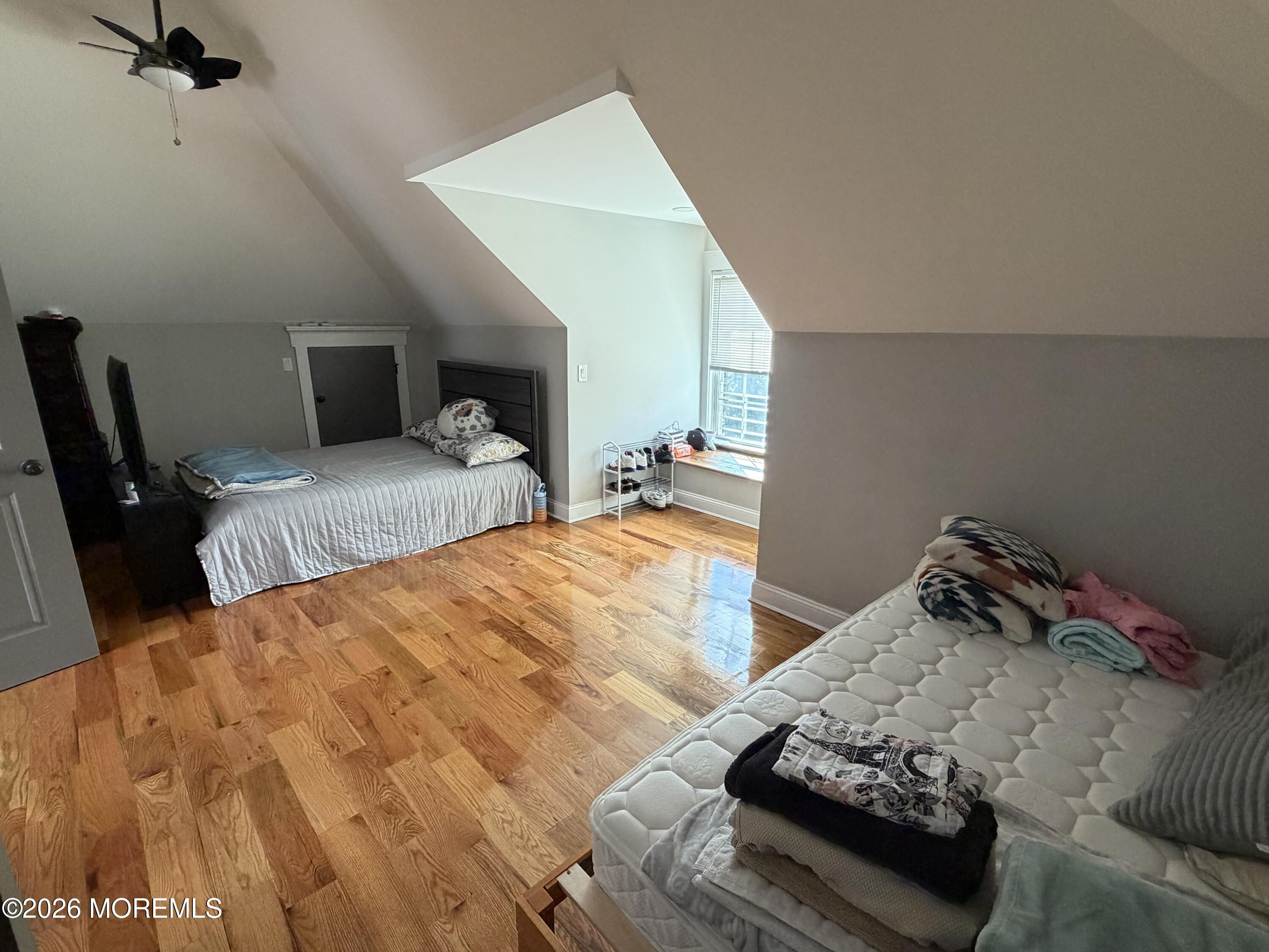 415 E 3rd Avenue Roselle NJ 07203
