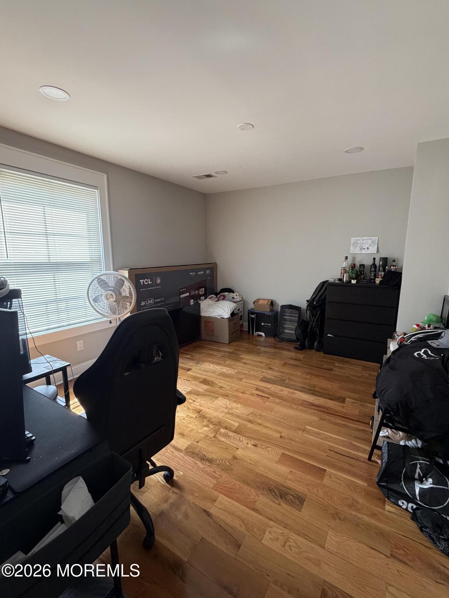 415 E 3rd Avenue Roselle NJ 07203
