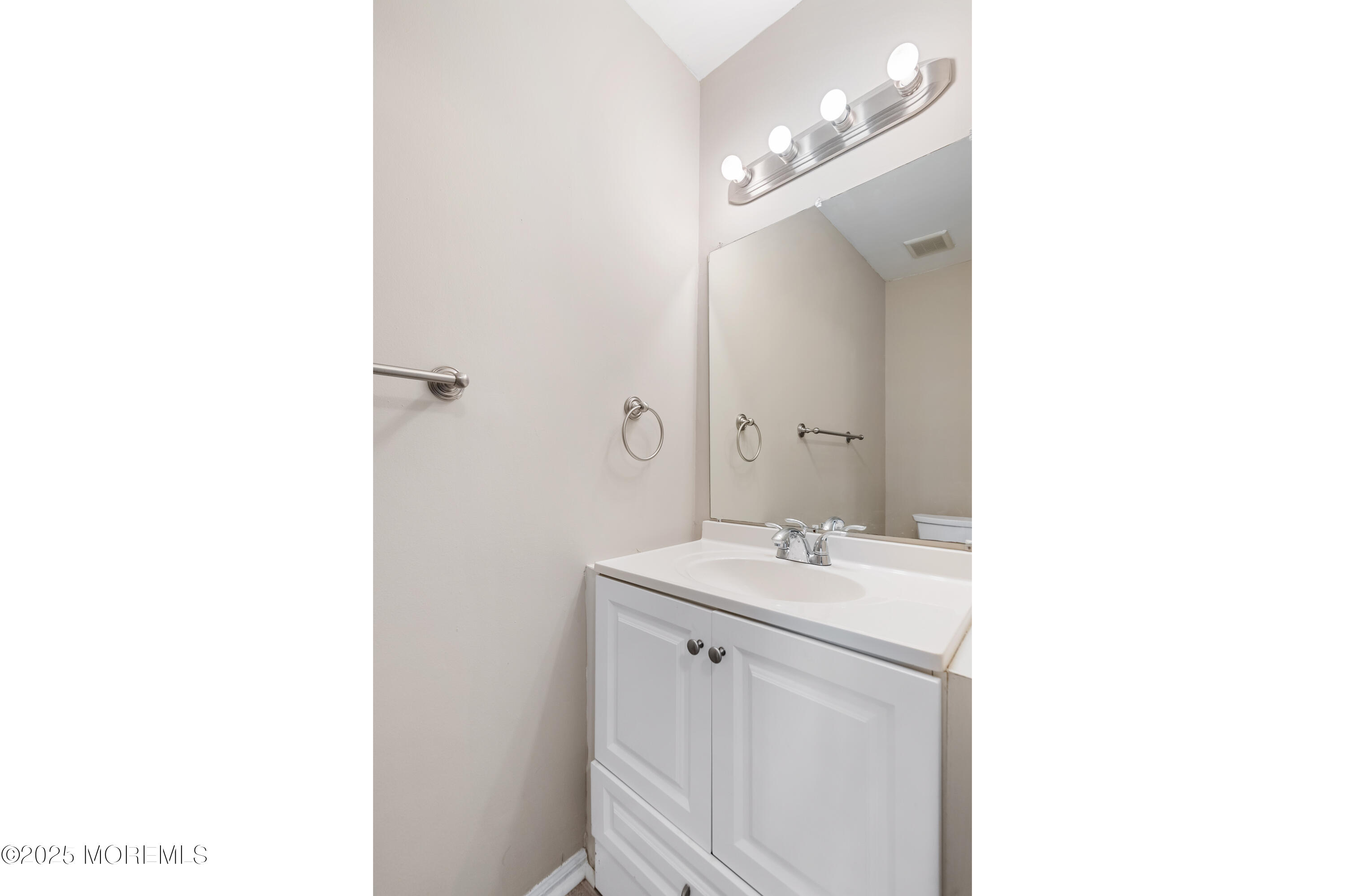 308 Pewter Court Old Bridge NJ 08857