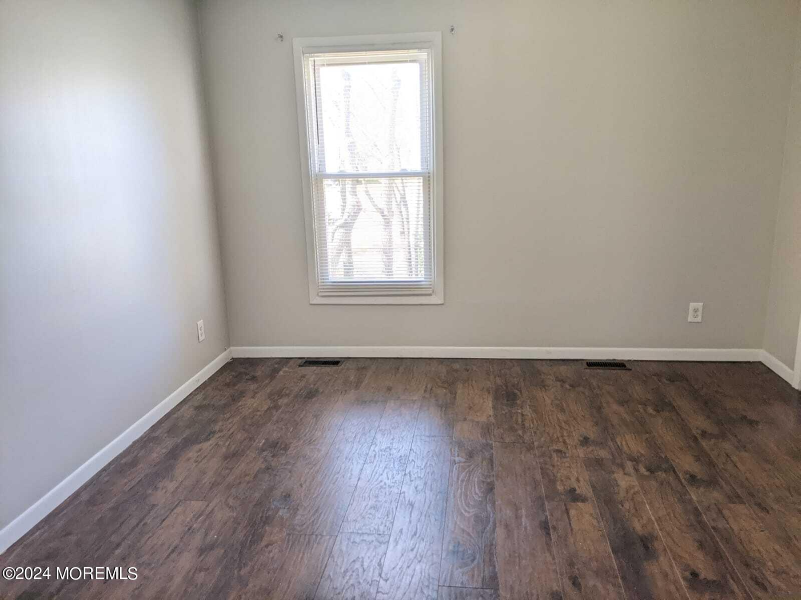 172 Main Street East Brunswick NJ 08816