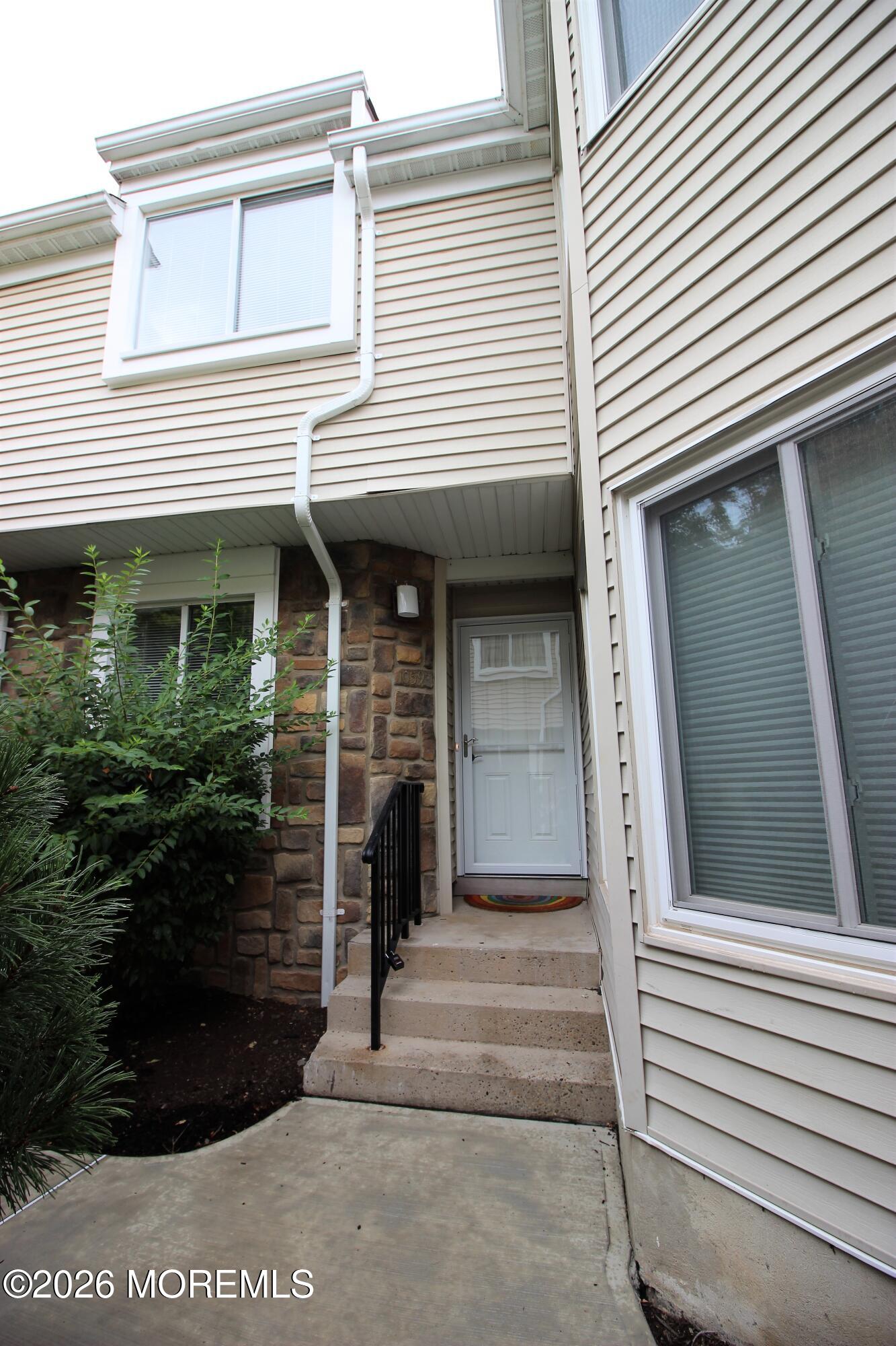 1059 Schmidt Lane North Brunswick NJ 08902
