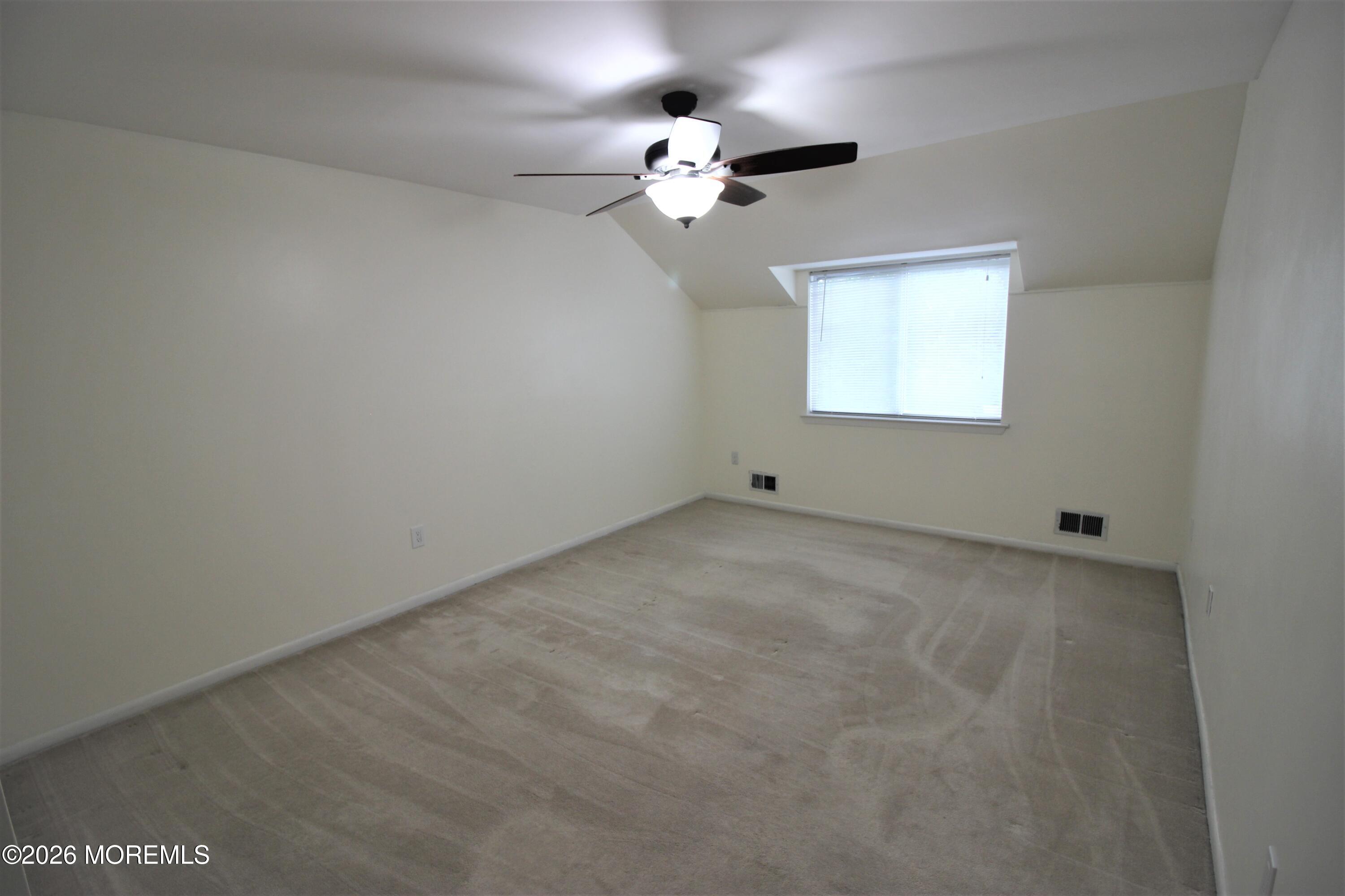 1059 Schmidt Lane North Brunswick NJ 08902