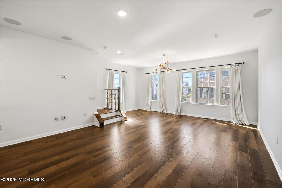 17 Cortland Court Livingston NJ 07039