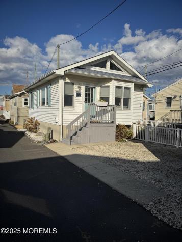 120 W Chadwick Way Lavallette NJ 08735