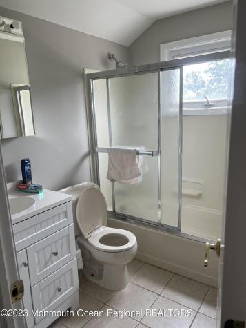 11 Barbara Lane Oakhurst NJ 07755