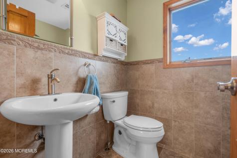 573 Tarpon Avenue Manasquan NJ 08736