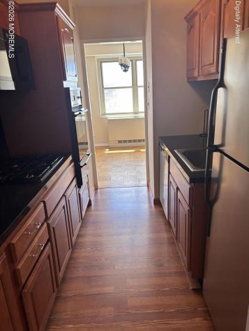 28 Riverside Avenue Red Bank NJ 07701
