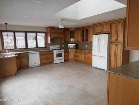31 Navarra Drive Brick NJ 08723