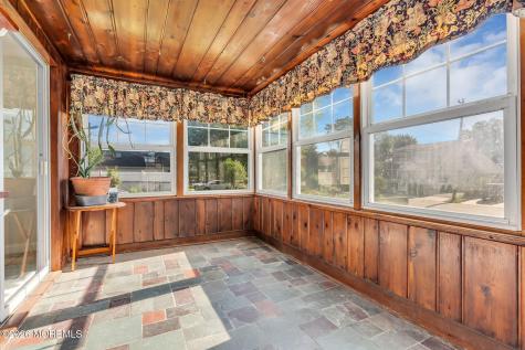 37 Highland Avenue Leonardo NJ 07737