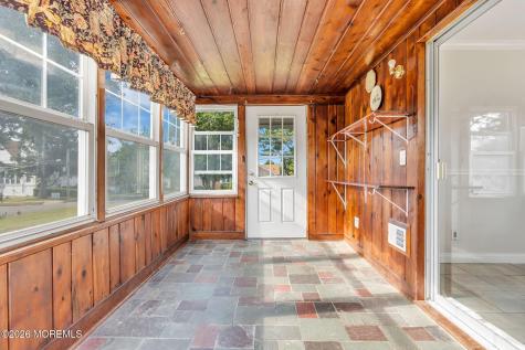 37 Highland Avenue Leonardo NJ 07737