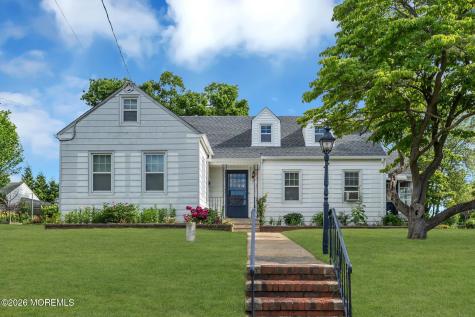 37 Highland Avenue Leonardo NJ 07737
