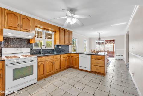 37 Highland Avenue Leonardo NJ 07737