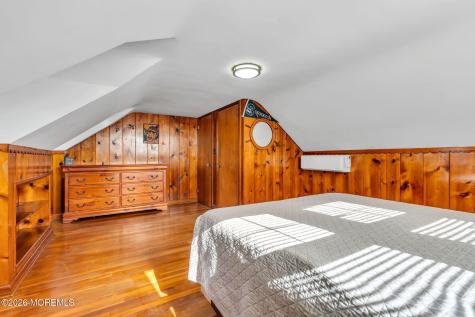 37 Highland Avenue Leonardo NJ 07737