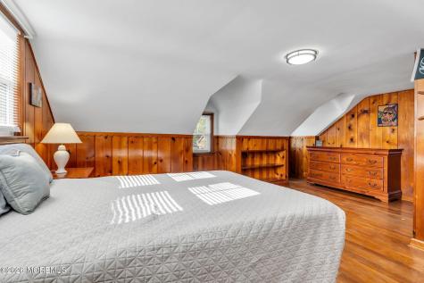 37 Highland Avenue Leonardo NJ 07737