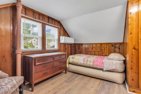 37 Highland Avenue Leonardo NJ 07737
